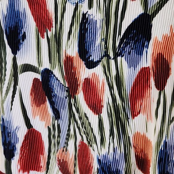 Sere Nade Womens Floral Sleeveless Blouse Size XL Accordian Peplum Artsy Light - Picture 3 of 10